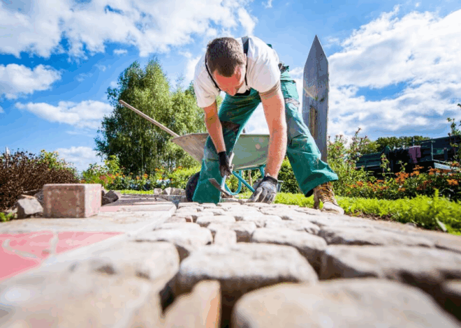 Wie ein Gartenbauer Ihren Außenbereich Funktional und Schön Gestaltet